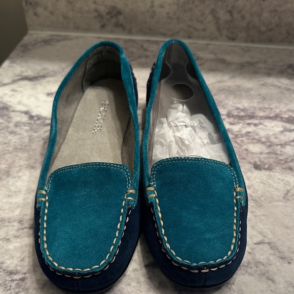 AEROSOLES Shoes - Aerosoles Nu Day Loafers Women 7 Blue Teal Suede Two Tone Flats Driving Mocs